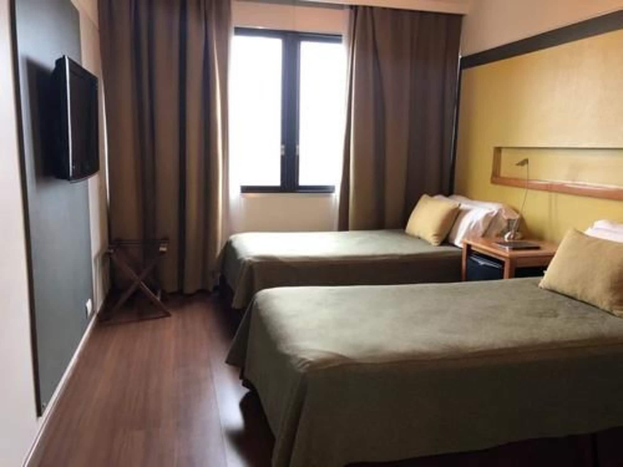 Hotel Raices Aconcagua Mendoza Bagian luar foto